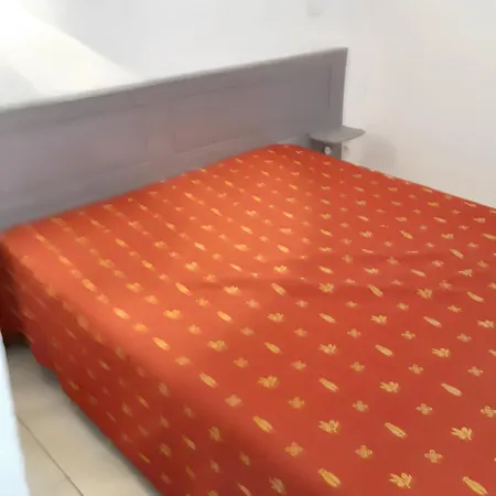 Holiday home Maison Charmante A Avec Piscine Et Jardin *