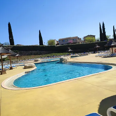 Maison Charmante A Avec Piscine Et Jardin Holiday home Salavas