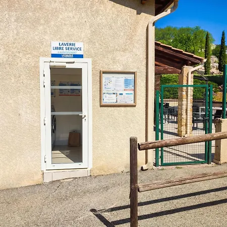 Maison Charmante A Avec Piscine Et Jardin
